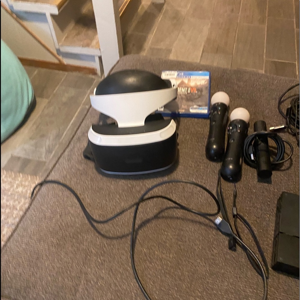 Sony VR headset resident evil bundle for PS4